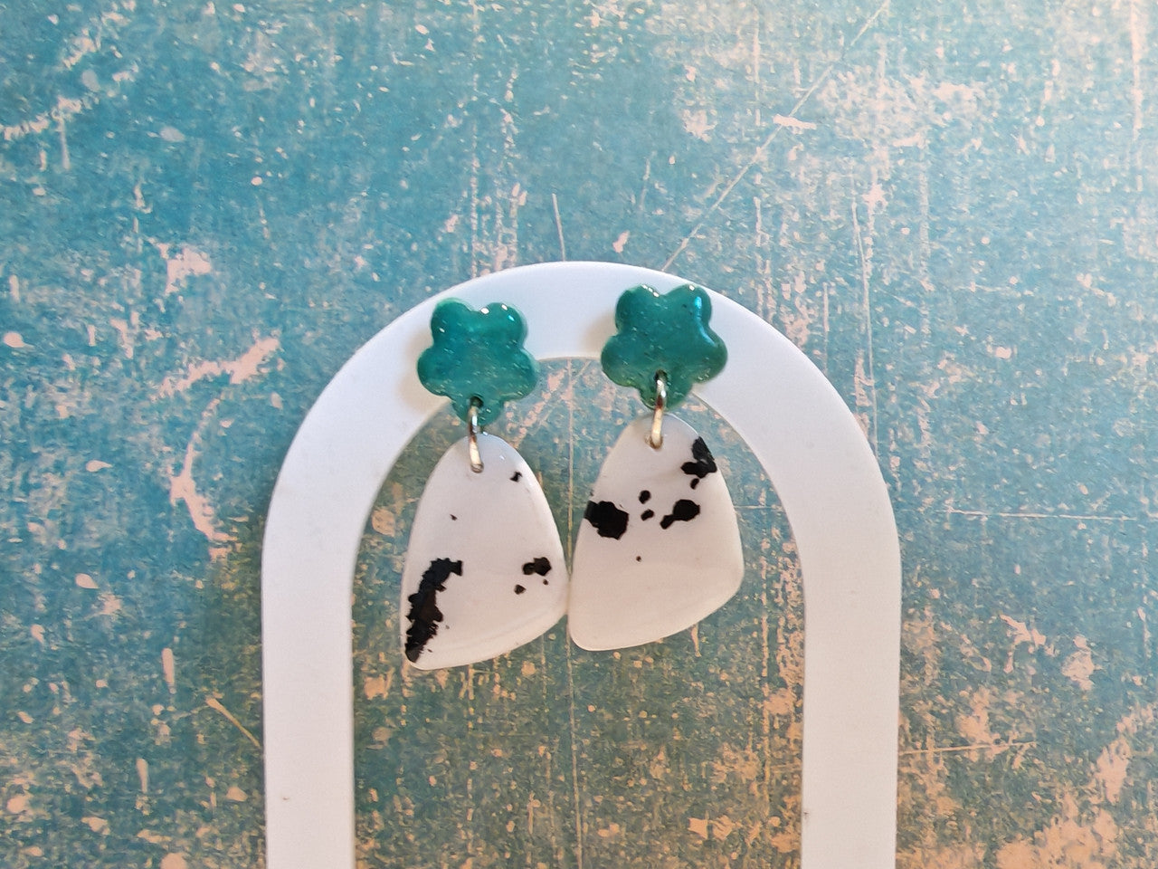 Boucles d'oreilles unique